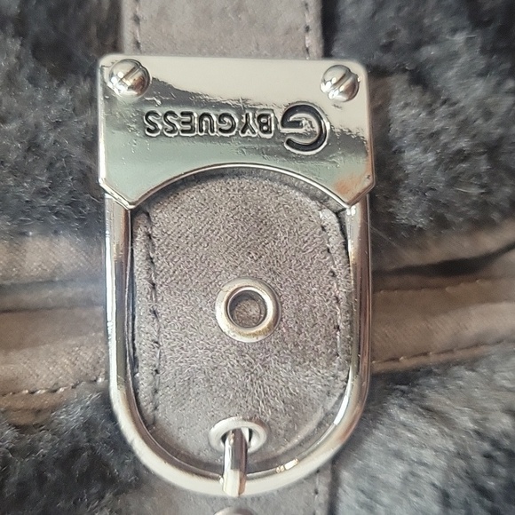 GUESS Ggamburr Gray Winter Snow Boot women’s-Size 7 - Picture 8 of 17